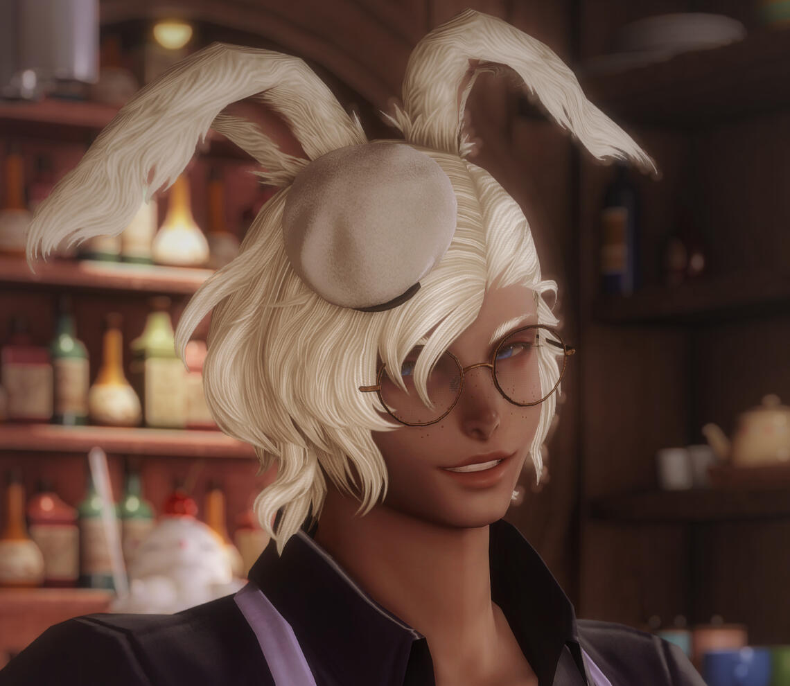 A Viera man with glasses.