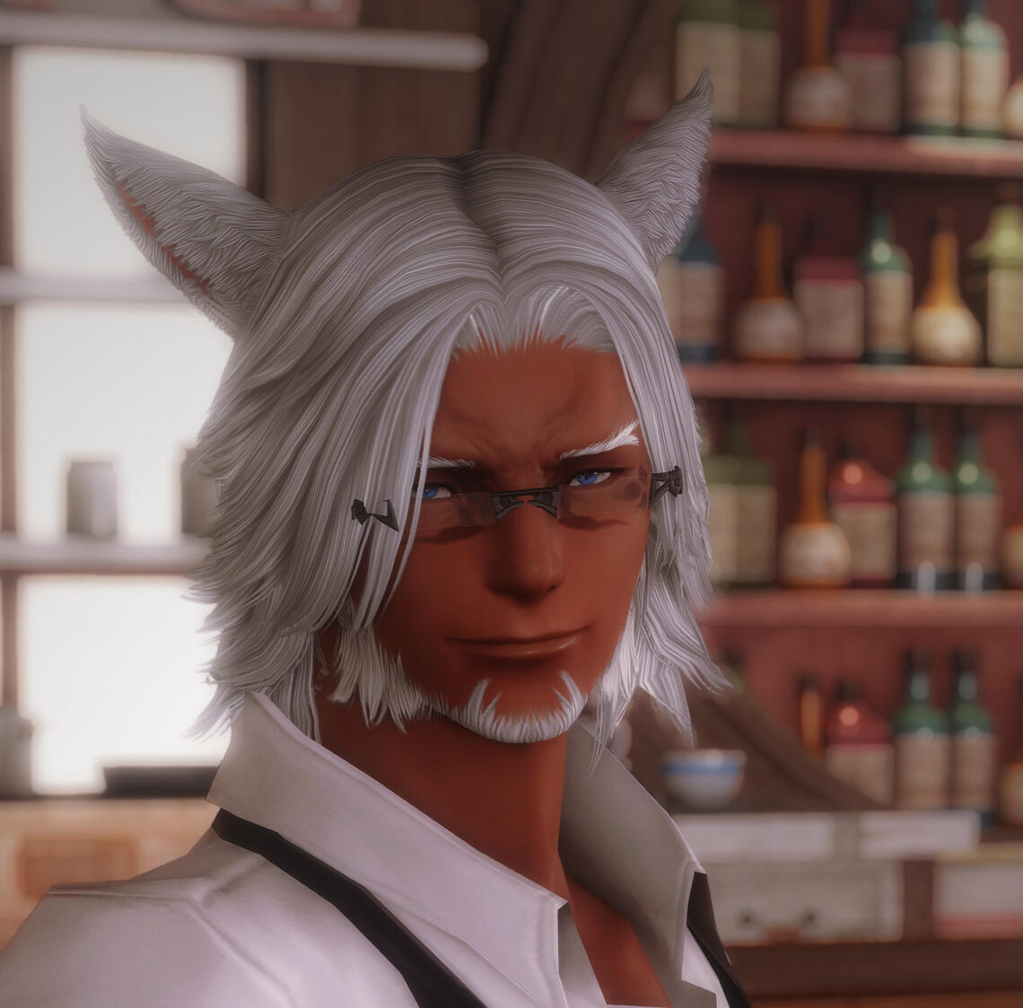 A Miqo'te man with glasses
